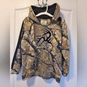 Legendary Whitetails Boy's Medium Camo Hoodie
